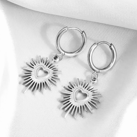 “Radiant Sacred Heart” of Jesus Immaculate Mary Burst Explode Catholic Earrings - Picture 15 of 16